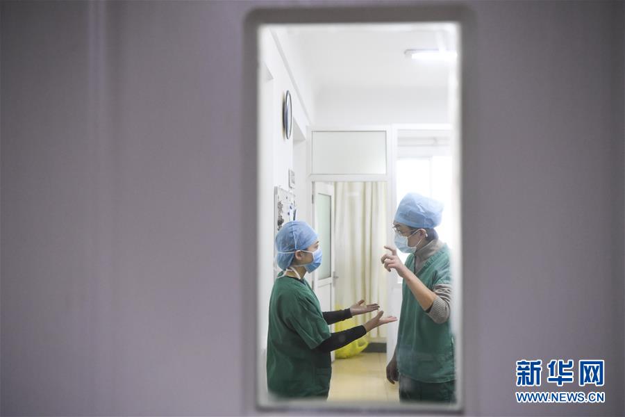 (抗疫一線群英譜·圖文互動(dòng))(4)“老兵”崔勇