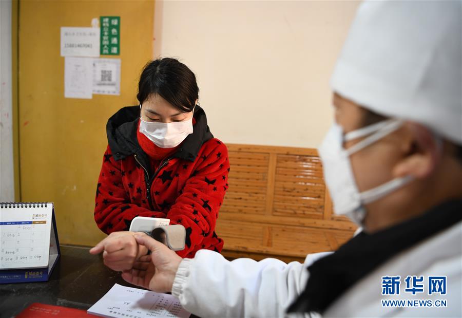 （抓好經(jīng)濟(jì)發(fā)展 應(yīng)對(duì)復(fù)雜局面&middot;圖文互動(dòng)）（1）2500萬農(nóng)民工如何安全返崗？&mdash;&mdash;農(nóng)民工大省四川復(fù)工觀察