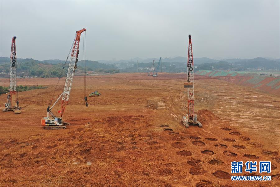 (圖文互動(dòng))(3)“克服困難大步朝前走”——長(zhǎng)沙市重大項(xiàng)目復(fù)工見(jiàn)聞
