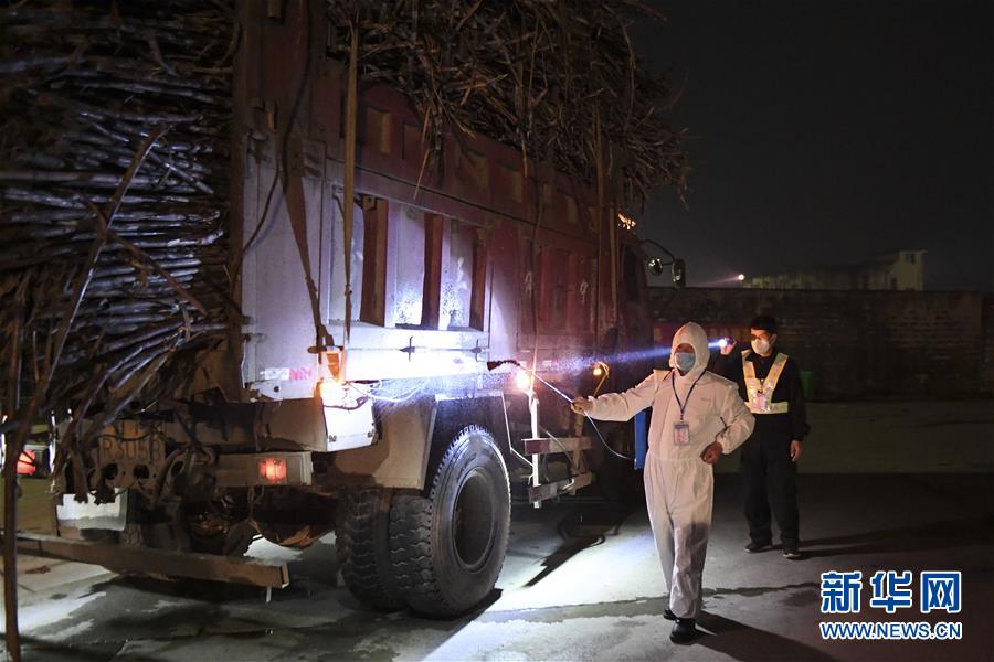 （圖文互動）（7）&ldquo;早一天復(fù)工，損失就少一點(diǎn)&rdquo;&mdash;&mdash;廣西以精準(zhǔn)防控推動復(fù)工復(fù)產(chǎn)一線見聞