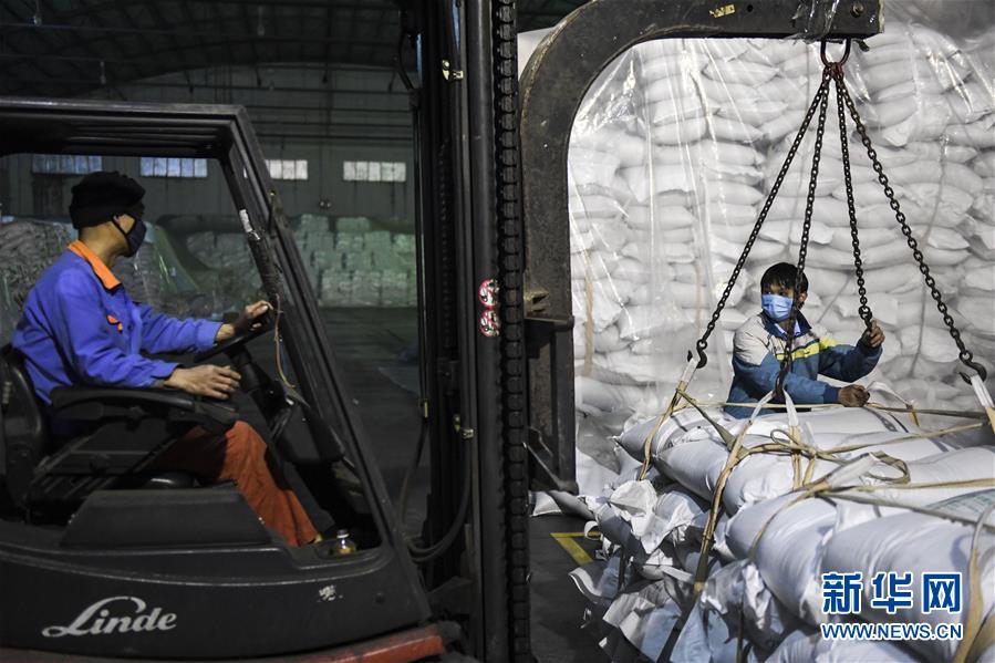 （圖文互動）（9）&ldquo;早一天復(fù)工，損失就少一點(diǎn)&rdquo;&mdash;&mdash;廣西以精準(zhǔn)防控推動復(fù)工復(fù)產(chǎn)一線見聞