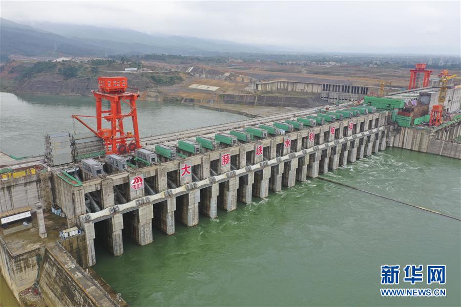 (抓好經(jīng)濟發(fā)展 應對復雜局面·圖文互動)(3)“一企一策”解難題 大項目按下“加速器”——廣西精準有序推動項目開工復工