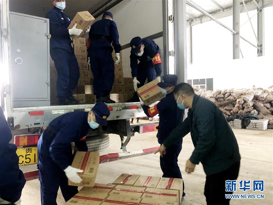 （新華全媒頭條）（5）&ldquo;疫&rdquo;線閃耀&ldquo;火焰藍(lán)&rdquo;&mdash;&mdash;記奮戰(zhàn)湖北抗疫一線的消防救援隊伍