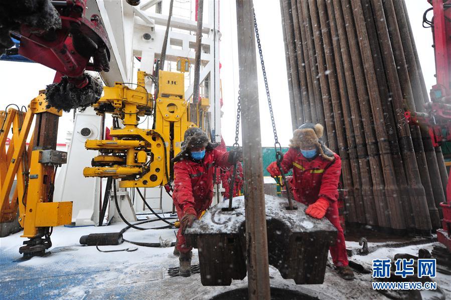 （圖文互動(dòng)）（2）大慶油田：一手抓防疫，一手抓生產(chǎn)