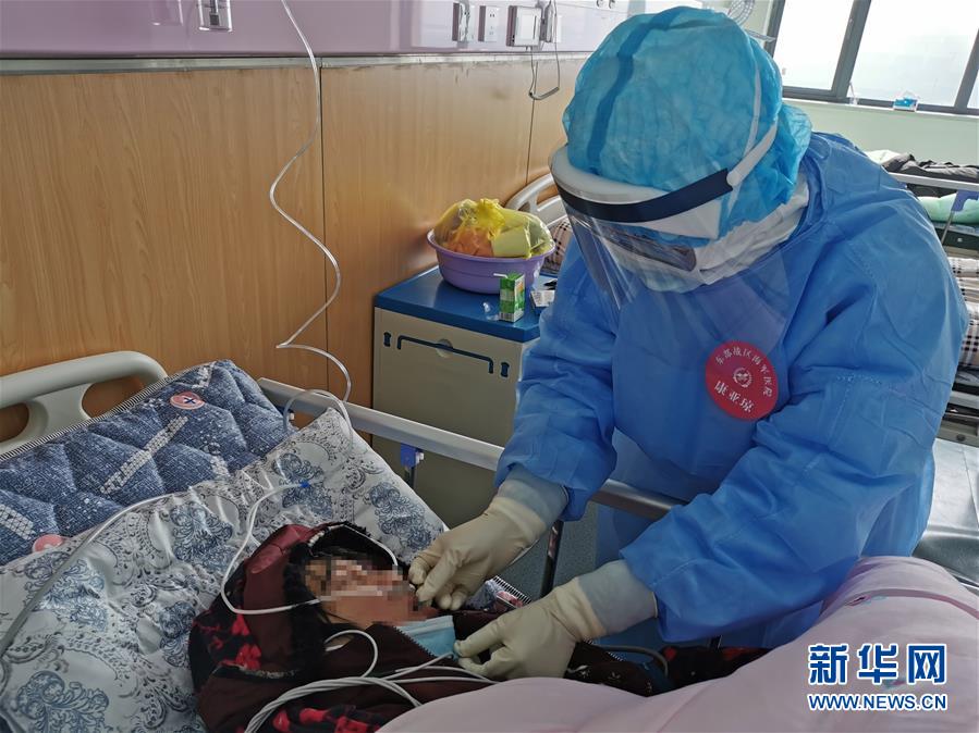 （一線抗疫群英譜&middot;圖文互動）（2）&ldquo;我們，撐得起！&rdquo;&mdash;&mdash;軍隊支援湖北醫(yī)療隊年輕醫(yī)務(wù)工作者的青春宣言