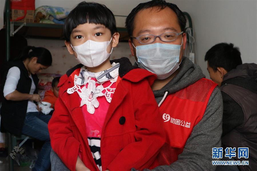 (一線抗疫群英譜·圖文互動(dòng))(3)“愿每個(gè)承受病痛的孩子都不會(huì)成為孤島”——記百名白血病兒童的守護(hù)者林斌