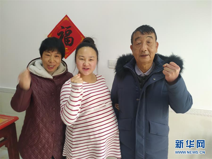 （一線抗疫群英譜&middot;圖文互動）（4）羅文浩：&ldquo;女兒，你的名字里有溫暖，有榮光！&rdquo;