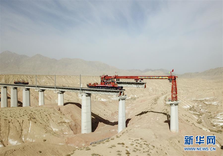 (中國經(jīng)濟(jì)新觀察·圖文互動(dòng))(2)重大投資項(xiàng)目開復(fù)工提速 吹響中國經(jīng)濟(jì)復(fù)蘇“沖鋒號(hào)”