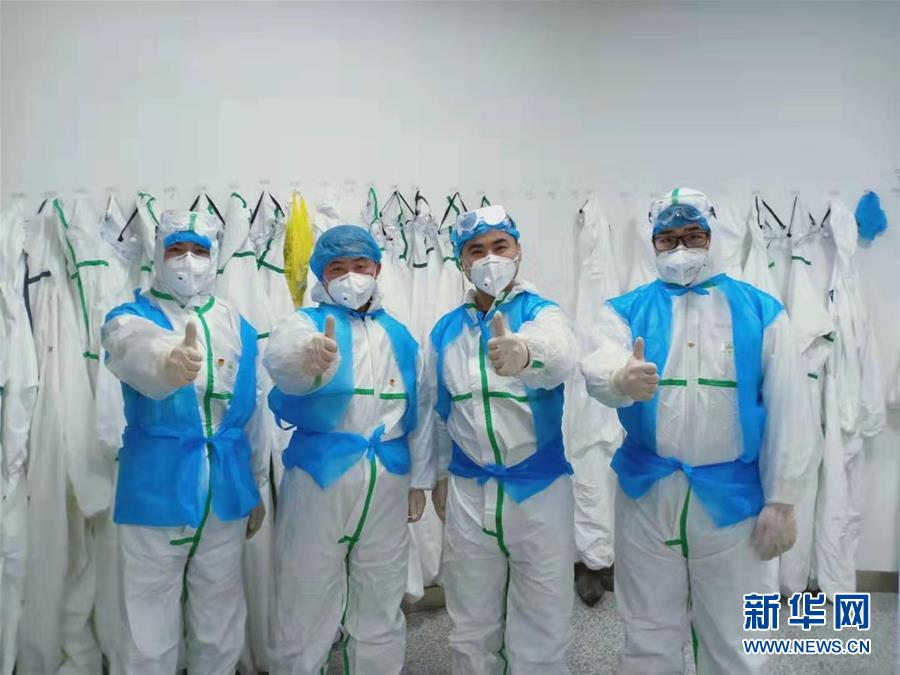 （習(xí)近平致敬的戰(zhàn)&ldquo;疫&rdquo;英雄&middot;志愿者篇&middot;圖文互動(dòng)）（2）他們，微光成炬照征程