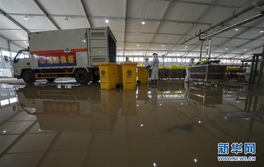 （聚焦疫情防控&middot;圖文互動(dòng)）（1）&ldquo;隱蔽&rdquo;防線(xiàn)上的阻擊戰(zhàn)&mdash;&mdash;武漢醫(yī)療廢物處理從&ldquo;全線(xiàn)告急&rdquo;到&ldquo;日產(chǎn)日清&rdquo; 