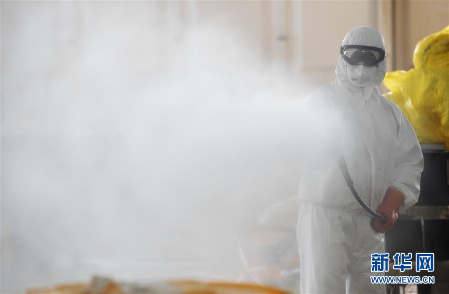 （聚焦疫情防控&middot;圖文互動(dòng)）（6）&ldquo;隱蔽&rdquo;防線(xiàn)上的阻擊戰(zhàn)&mdash;&mdash;武漢醫(yī)療廢物處理從&ldquo;全線(xiàn)告急&rdquo;到&ldquo;日產(chǎn)日清&rdquo; 