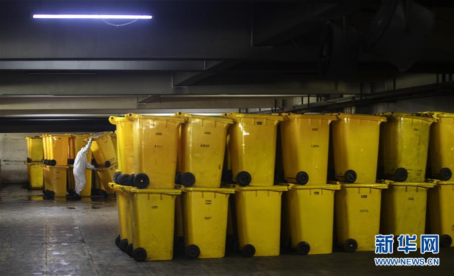 （聚焦疫情防控&middot;圖文互動(dòng)）（13）&ldquo;隱蔽&rdquo;防線(xiàn)上的阻擊戰(zhàn)&mdash;&mdash;武漢醫(yī)療廢物處理從&ldquo;全線(xiàn)告急&rdquo;到&ldquo;日產(chǎn)日清&rdquo; 