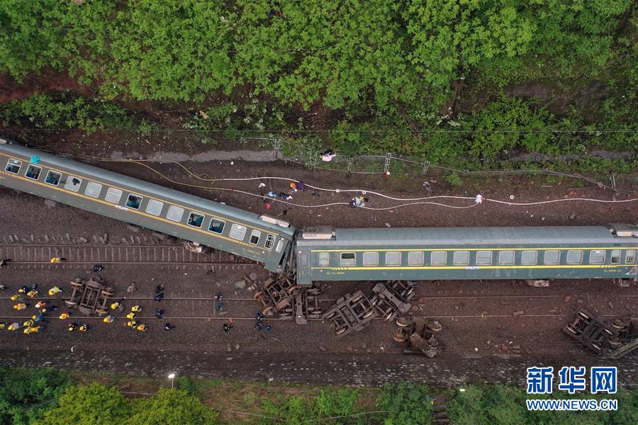 （圖文互動(dòng)）（1）列車為何沒能及時(shí)停??？&mdash;&mdash;京廣線T179次列車脫軌事件追蹤