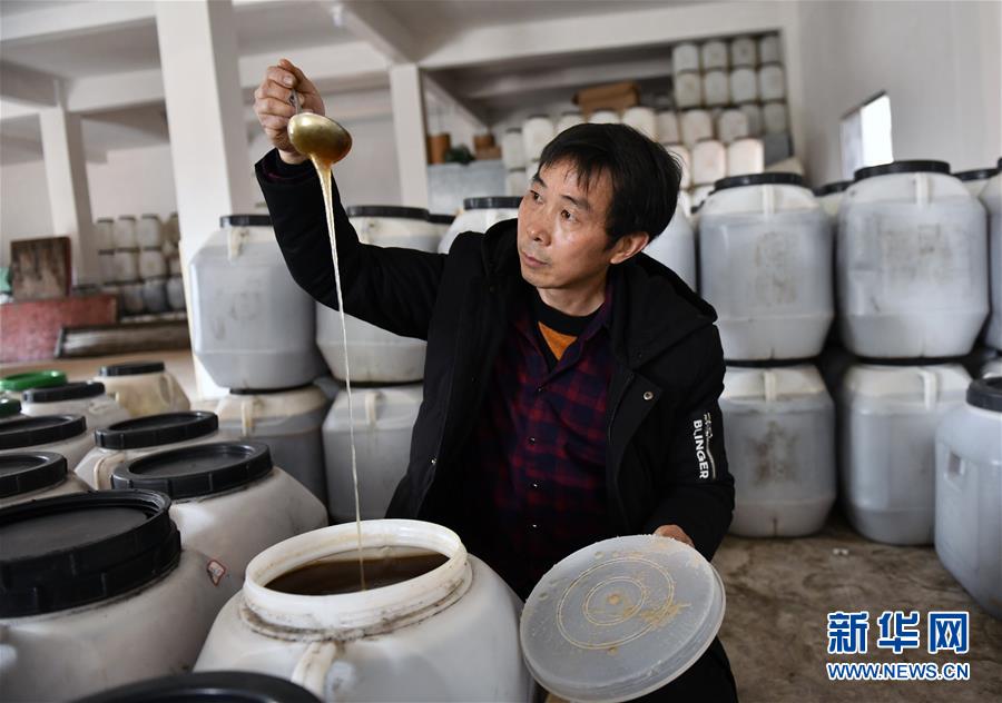 (決戰(zhàn)決勝脫貧攻堅(jiān)·圖文互動(dòng))(1)一位農(nóng)民的產(chǎn)業(yè)扶貧成績(jī)單