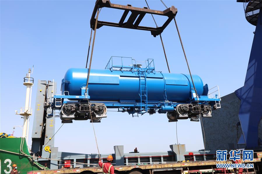 (聚焦復工復產(chǎn)·圖文互動)(5)“大國重器”生產(chǎn)如火如荼——裝備制造業(yè)基地齊齊哈爾加快復工復產(chǎn)見聞