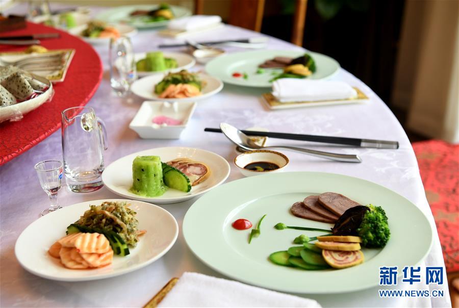 （聚焦復(fù)工復(fù)產(chǎn)&middot;圖文互動(dòng)）（2）&ldquo;分得安心，吃得放心&rdquo;&mdash;&mdash;豫菜老字號(hào)的復(fù)工見聞