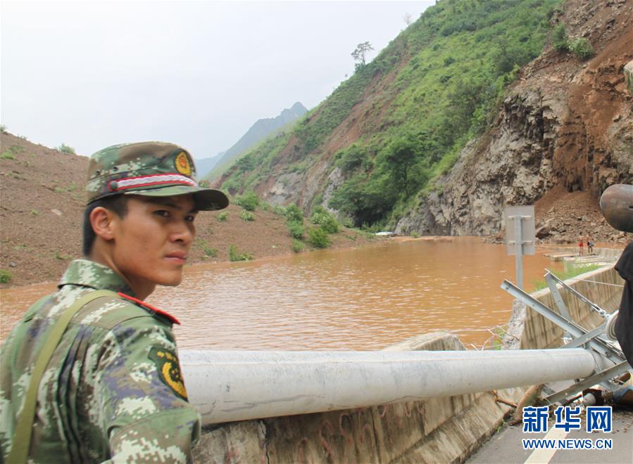 （為了民族復(fù)興&middot;英雄烈士譜&middot;圖文互動(dòng)）謝樵：為救援泅渡堰塞湖，犧牲時(shí)只有24歲