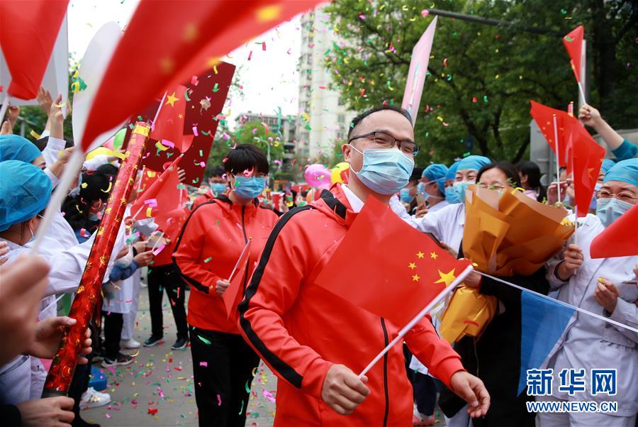 (一線抗疫群英譜·圖文互動)(6)張正良:“我們完成了自己的使命”