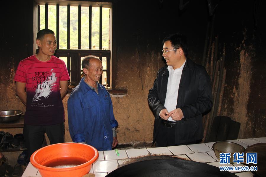 （圖文互動）（3）&ldquo;為脫貧而來，為脫貧而去&rdquo;&mdash;&mdash;追記湖南炎陵縣委原書記黃詩燕 