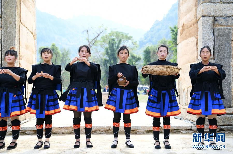（新華全媒頭條&middot;圖文互動(dòng)）（12）&ldquo;七遷&rdquo;出深山&mdash;&mdash;貴州瑤鄉(xiāng)之變濃縮極貧地區(qū)脫貧攻堅(jiān)奮斗史