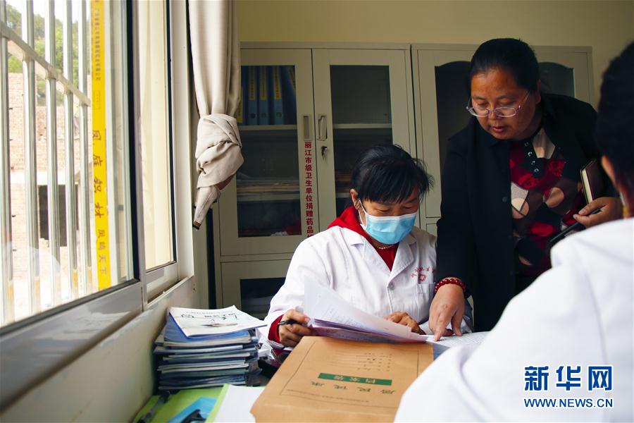 （代表委員履職&middot;圖文互動）（5）為百姓健康奔走&mdash;&mdash;全國人大代表胡阿羅履職記