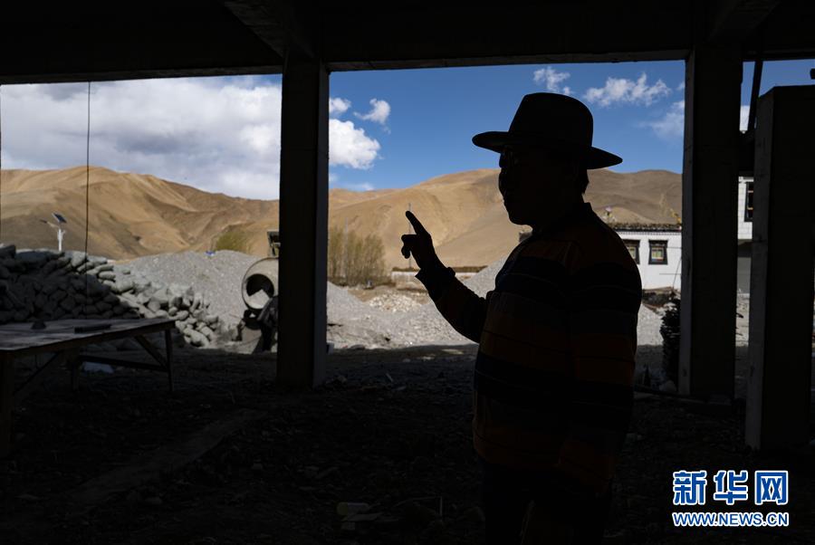 （圖文互動(dòng)）（6）老農(nóng)多吉和他的珠峰&ldquo;牛頭旅館&rdquo;