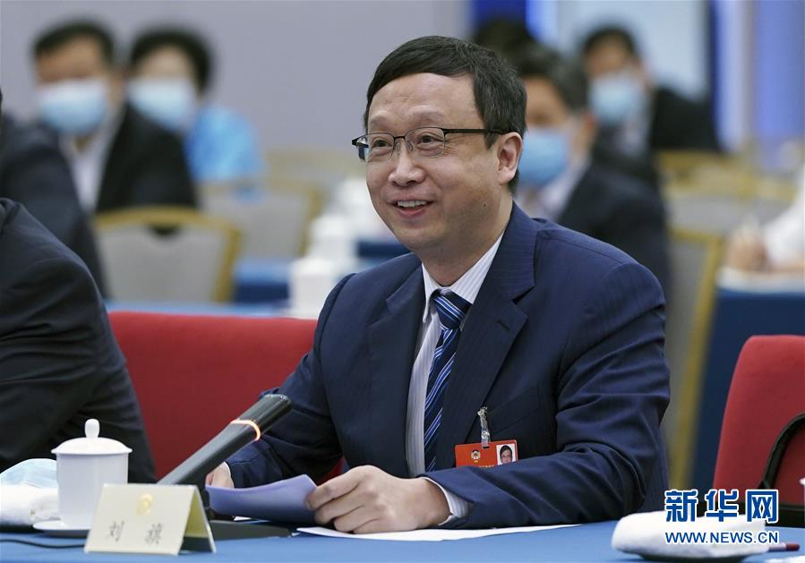 （新華全媒頭條&middot;圖文互動(dòng)）（4）從人民中汲取磅礴力量&mdash;&mdash;習(xí)近平總書記同出席2020年全國(guó)兩會(huì)人大代表、政協(xié)委員共商國(guó)是紀(jì)實(shí)