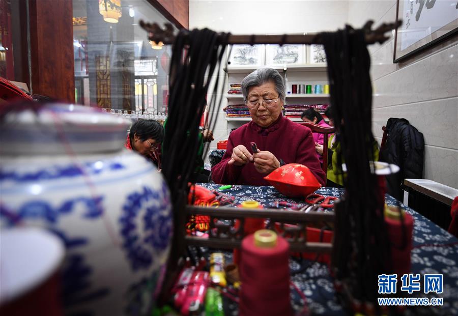 (新華全媒頭條·圖文互動(dòng))(9)沿著習(xí)近平總書(shū)記考察時(shí)的“非遺”足跡