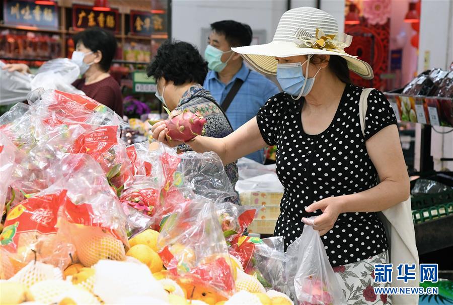 (新華全媒頭條·圖文互動)(12)分秒必爭 北京打響疫情防控“硬仗”