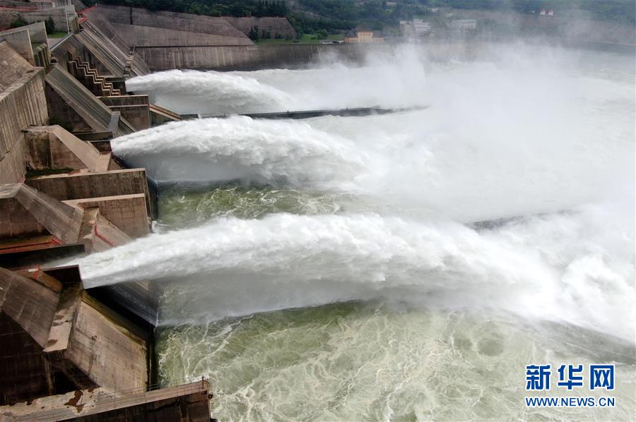 (社會)(3)黃河小浪底洪水調度運用模式平穩(wěn)演進