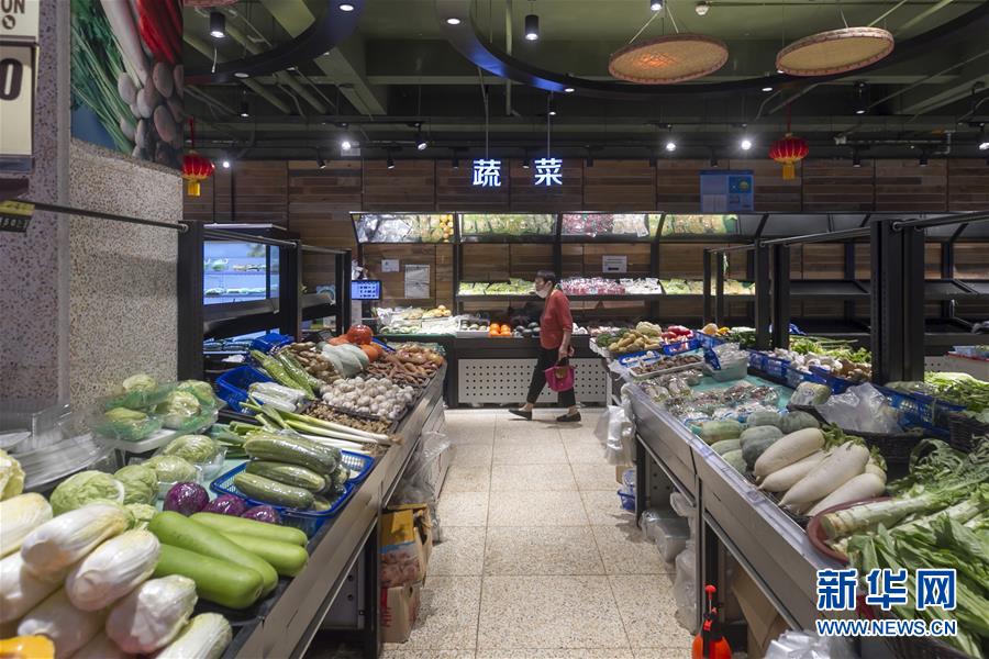 （圖文互動）（1）告別臟亂，留住溫情&mdash;&mdash;上海鬧市小菜場見聞