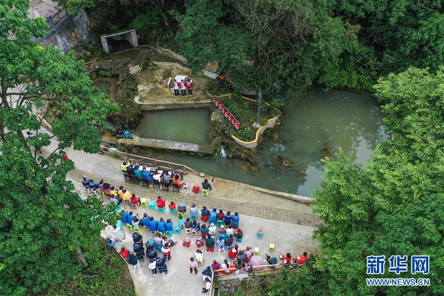 (新時代文明實踐·圖文互動)(2)文明春風入萬家——新時代文明實踐中心助推黨的創(chuàng)新理論在基層落地生根