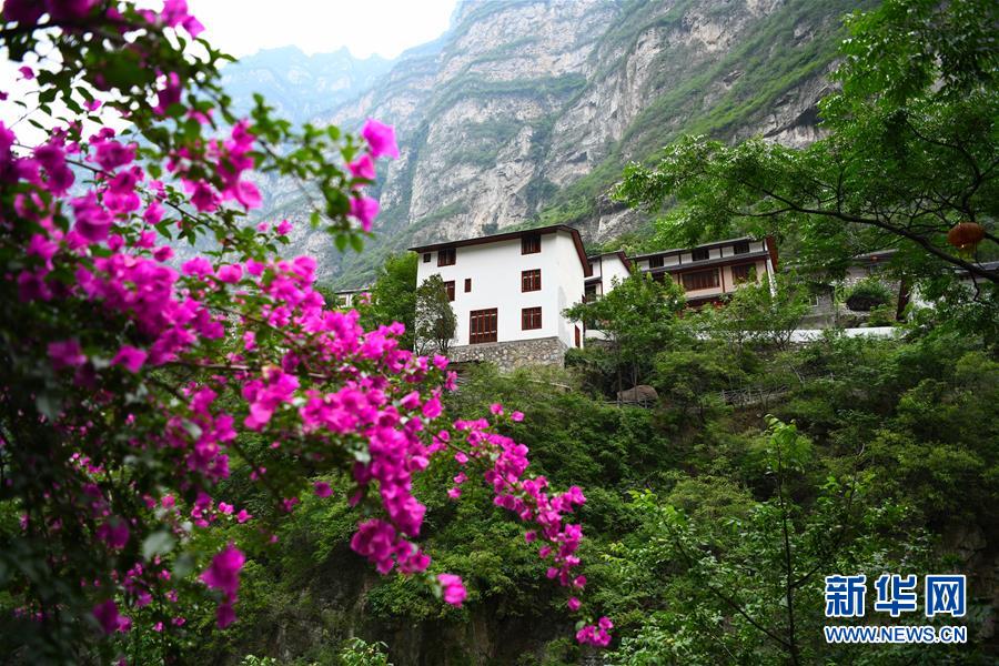 (新華全媒頭條·圖文互動)(3)自強(qiáng)的力量——成昆鐵路通車50年記