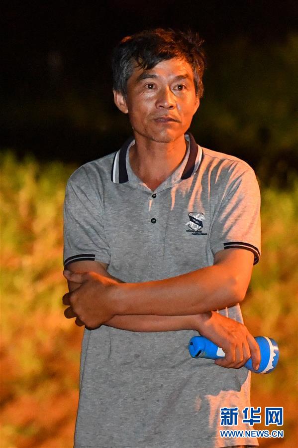 （防汛抗洪&middot;圖文互動(dòng)）（3）&ldquo;保衛(wèi)家園，誰(shuí)都不能是旁觀者&rdquo;&mdash;&mdash;夜訪洞庭湖大堤防汛一線