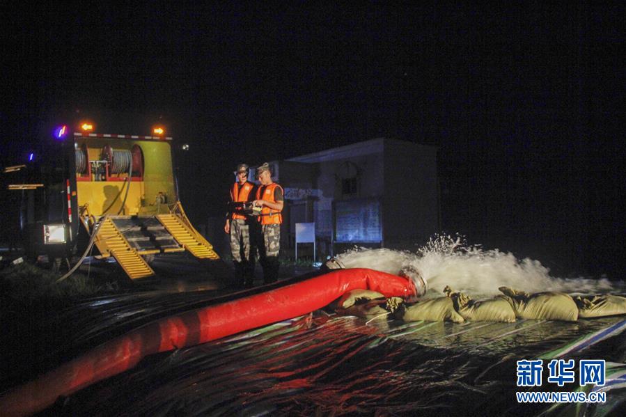 （防汛抗洪&middot;圖文互動(dòng)）（3）洪水不退，子弟兵誓死不退&mdash;&mdash;解放軍和武警部隊(duì)官兵參與洪澇災(zāi)害搶險(xiǎn)救援記事