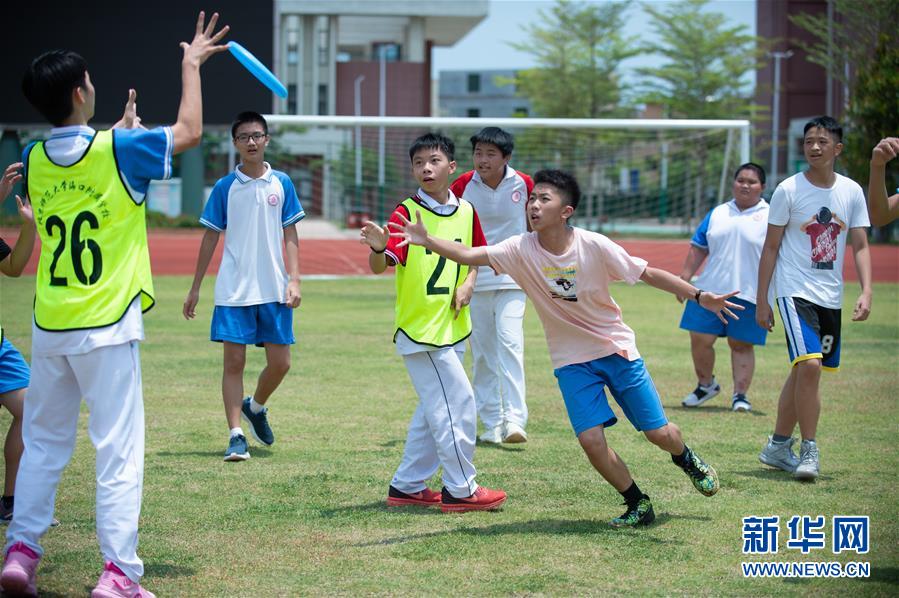 (走向我們的小康生活·圖文互動(dòng))(3)從“民生之盼”到“民生之變”——海南瞄準(zhǔn)“痛點(diǎn)”發(fā)力建設(shè)幸福家園