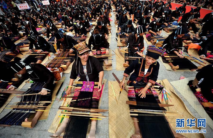 (新華全媒頭條·走向我們的小康生活·圖文互動(dòng))(3)留住鄉(xiāng)愁留住美——千村競秀綴瓊州