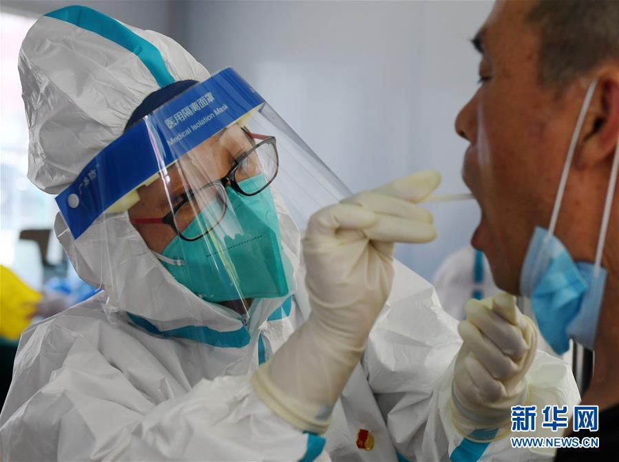 （新華全媒頭條&middot;圖文互動）（7）首都再戰(zhàn)&ldquo;疫&rdquo;，難忘40天&mdash;&mdash;寫在北京應(yīng)急響應(yīng)級別降級之際 