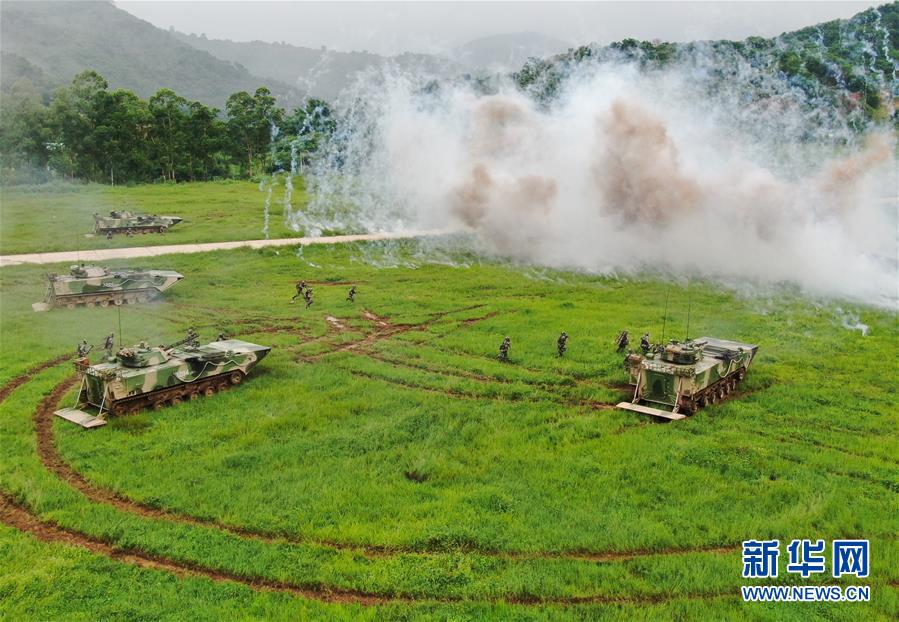 (圖文互動(dòng))(4)戰(zhàn)旗獵獵鑄忠魂——陸軍第74集團(tuán)軍某旅“硬骨頭六連”鍛造全面過硬連隊(duì)紀(jì)實(shí)