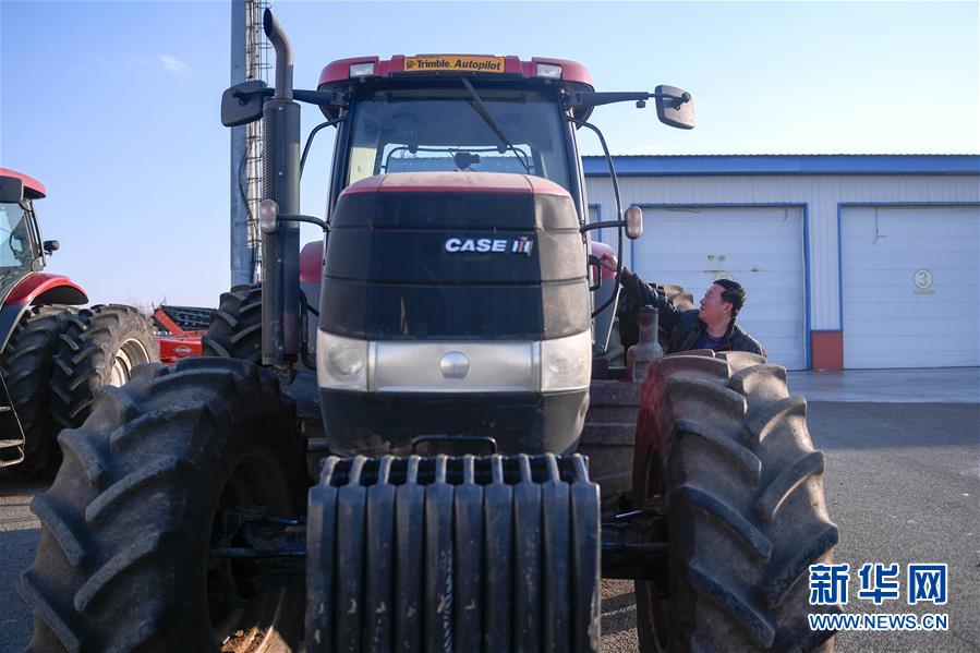 （在習(xí)近平新時代中國特色社會主義思想指引下&mdash;&mdash;新時代新作為新篇章&middot;習(xí)近平總書記關(guān)切事&middot;圖文互動）（4）為黑土加&ldquo;油&rdquo;&mdash;&mdash;&ldquo;耕地中的大熊貓&rdquo;，我們這樣保護(hù)