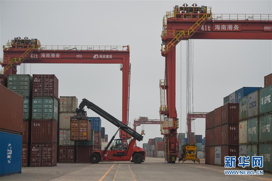 （在習(xí)近平新時(shí)代中國特色社會主義思想指引下&mdash;&mdash;新時(shí)代新作為新篇章&middot;習(xí)近平總書記關(guān)切事&middot;圖文互動(dòng)）（4）感受開放新魅力&mdash;&mdash;海南自由貿(mào)易港建設(shè)開局觀察