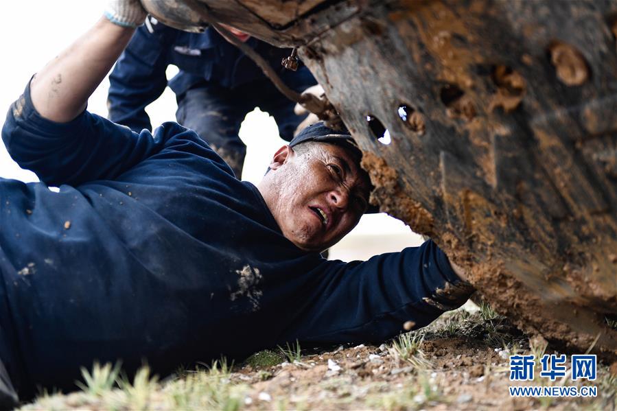 （圖文互動(dòng)）（1）記者手記：可可西里，&ldquo;挪&rdquo;向&ldquo;藏羚羊大產(chǎn)房&rdquo;的14個(gè)半小時(shí)