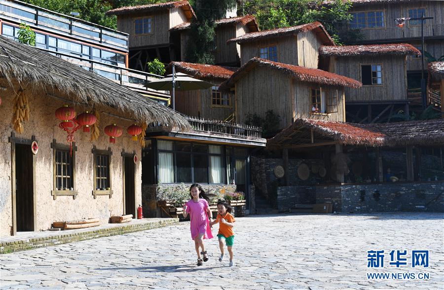 （決戰(zhàn)決勝脫貧攻堅(jiān)&middot;圖文互動(dòng)）（2）&ldquo;三峽第一村&rdquo;脫貧記