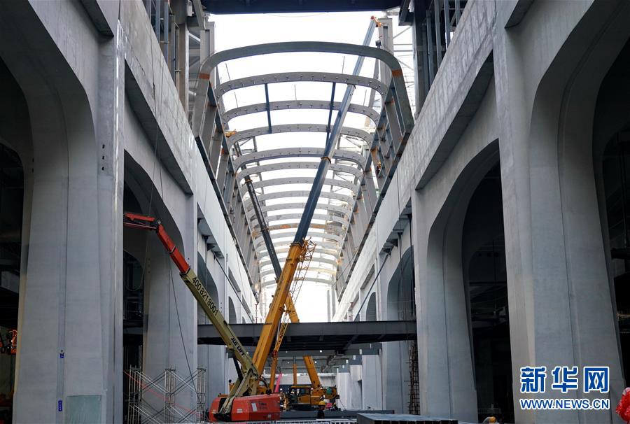 (新華全媒頭條·圖文互動(dòng))(17)“1毫米”之內(nèi)的智慧與引領(lǐng)——寫在智能高鐵京雄城際全線軌道貫通之際