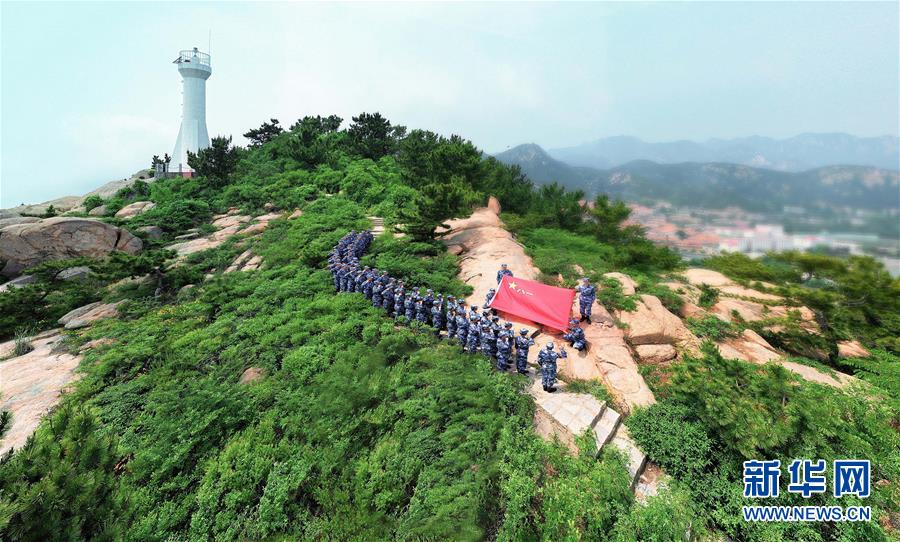 (在習(xí)近平強(qiáng)軍思想指引下·我們?cè)趹?zhàn)位報(bào)告·圖文互動(dòng))(4)鍛造共和國(guó)“水下盾牌”——北部戰(zhàn)區(qū)海軍某潛艇部隊(duì)備戰(zhàn)打仗記事