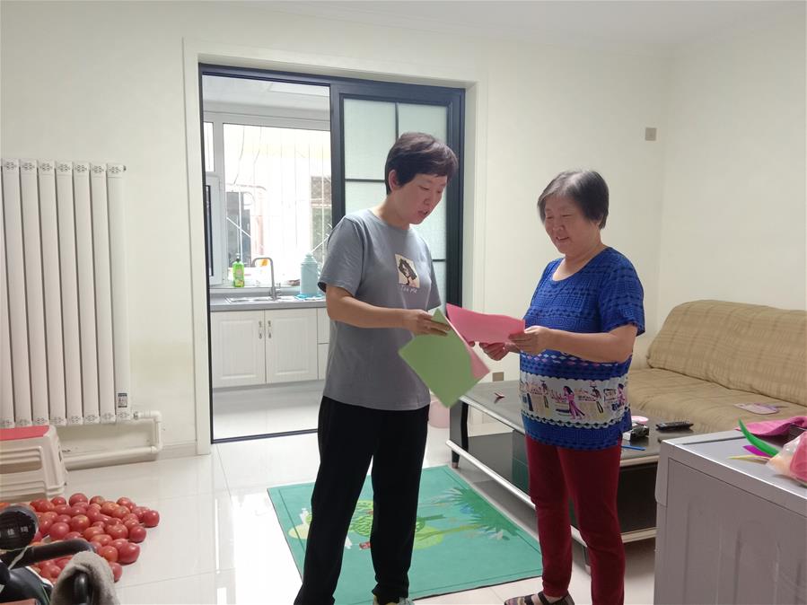 （在習(xí)近平新時(shí)代中國特色社會主義思想指引下&mdash;&mdash;新時(shí)代新作為新篇章&middot;習(xí)近平總書記關(guān)切事&middot;圖文互動）（3）讓&ldquo;舌尖上的節(jié)約&rdquo;成為習(xí)慣&mdash;&mdash;全社會營造浪費(fèi)可恥、節(jié)約為榮的氛圍掃描