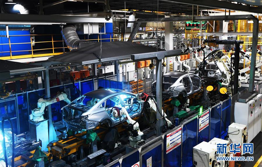 （新華全媒頭條&middot;走向我們的小康生活&middot;圖文互動）（14）大城大鄉(xiāng)的&ldquo;幸福協(xié)奏曲&rdquo;&mdash;&mdash;重慶推動高質(zhì)量發(fā)展創(chuàng)造高品質(zhì)生活紀事