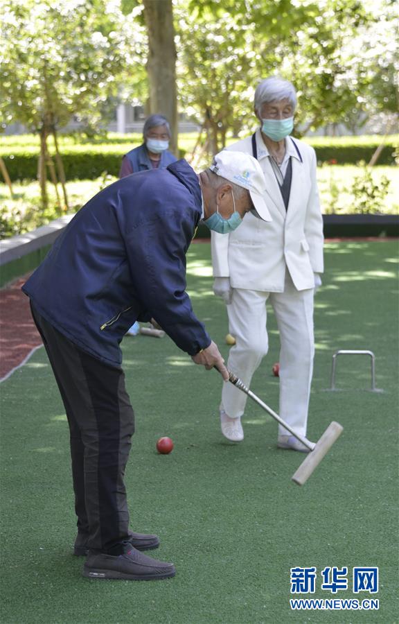 （走向我們的小康生活&middot;圖文互動）（5）北京&ldquo;老有所養(yǎng)&rdquo;的床邊、身邊、周邊事