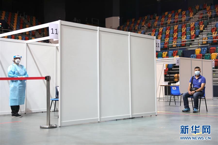 （圖文互動(dòng)）（3）特寫(xiě)：新冠病毒普檢首日，香港市民踴躍參與