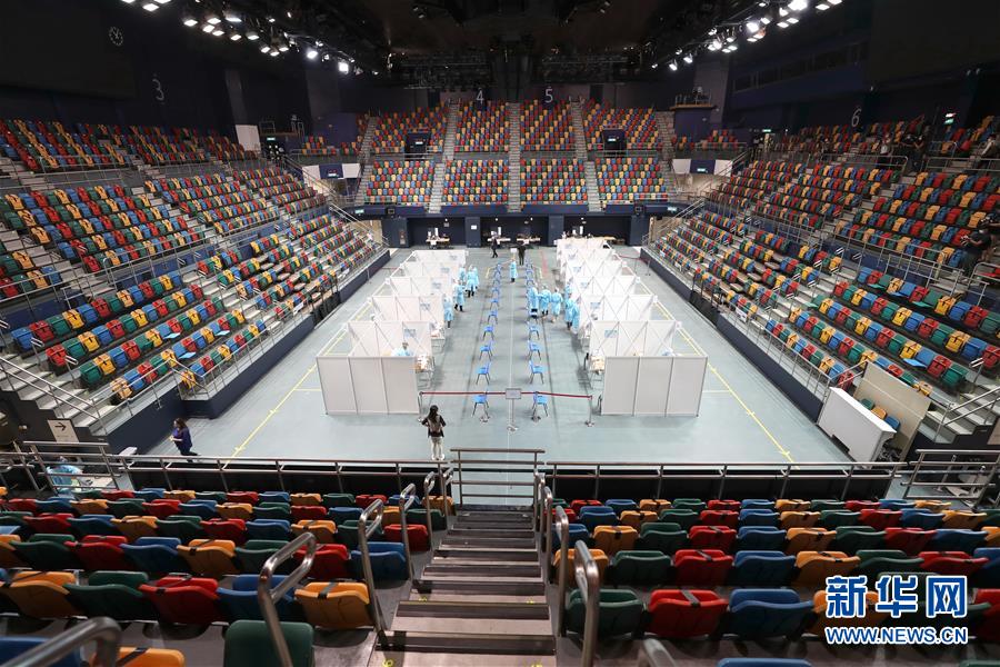 （圖文互動(dòng)）（5）特寫(xiě)：新冠病毒普檢首日，香港市民踴躍參與